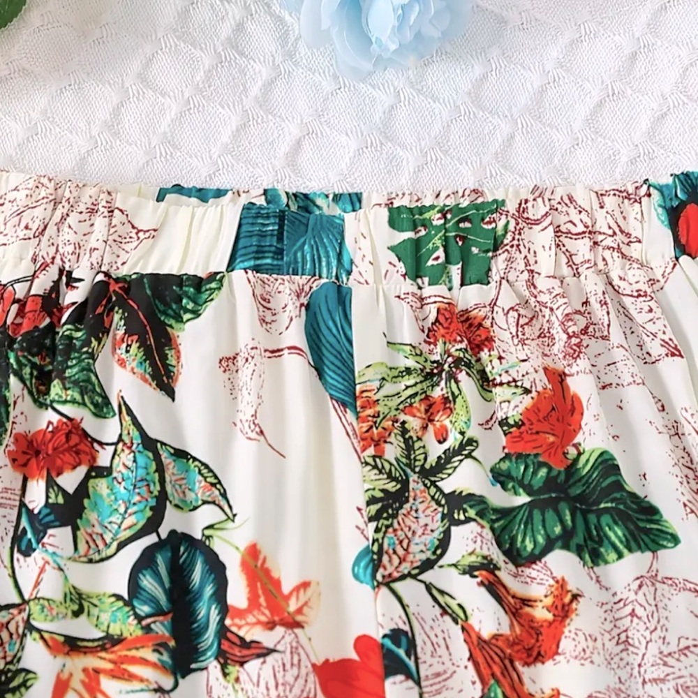 Floral Wide Leg 2 piece set - Picture 7 of 8